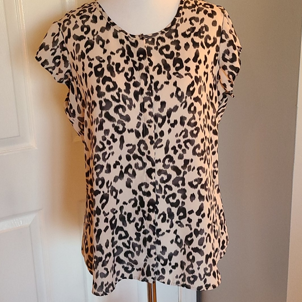 Charming Charlies cheetah top size S